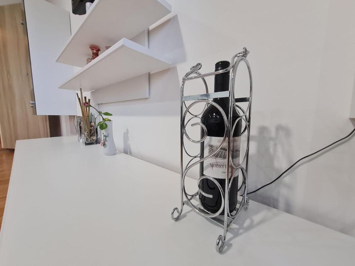 Апартаменты Malebny Rodinny Dum V Prirode, Sauna, Bbq *